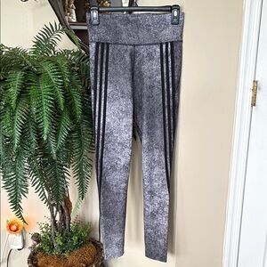 NWOT Adidas Aeroready Climalite Feel Brilliant 3-Stripe Graphic Gray Leggings